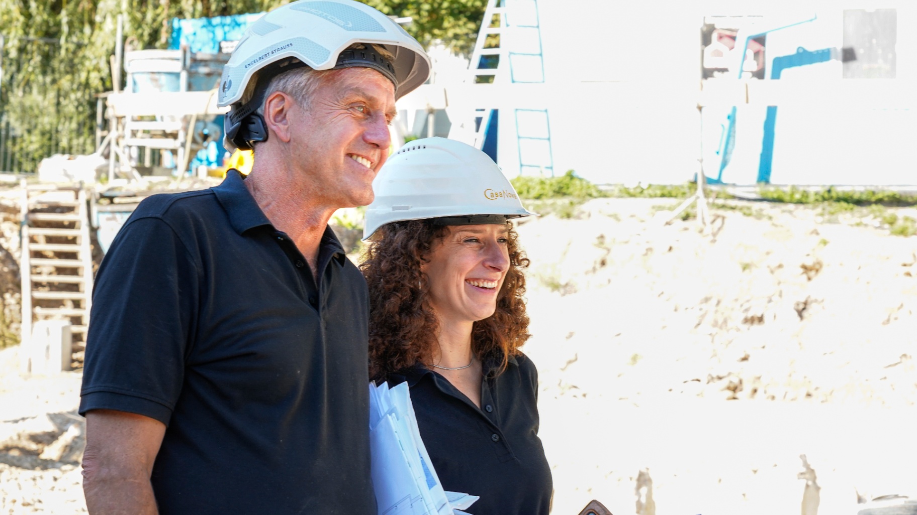 Casa-Nova-Team auf der Baustelle